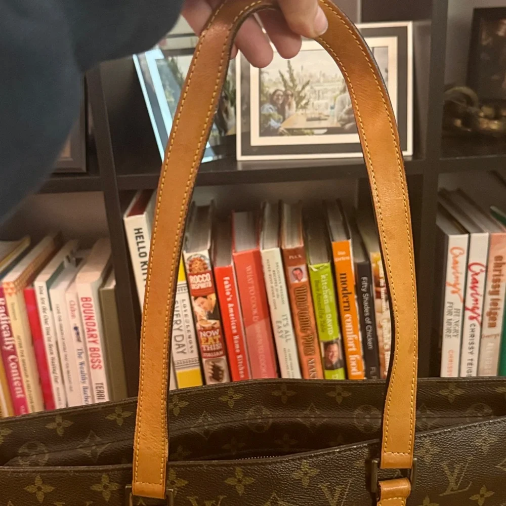 Louis Vuitton Monogram Luco Tote - Picture 8 of 11